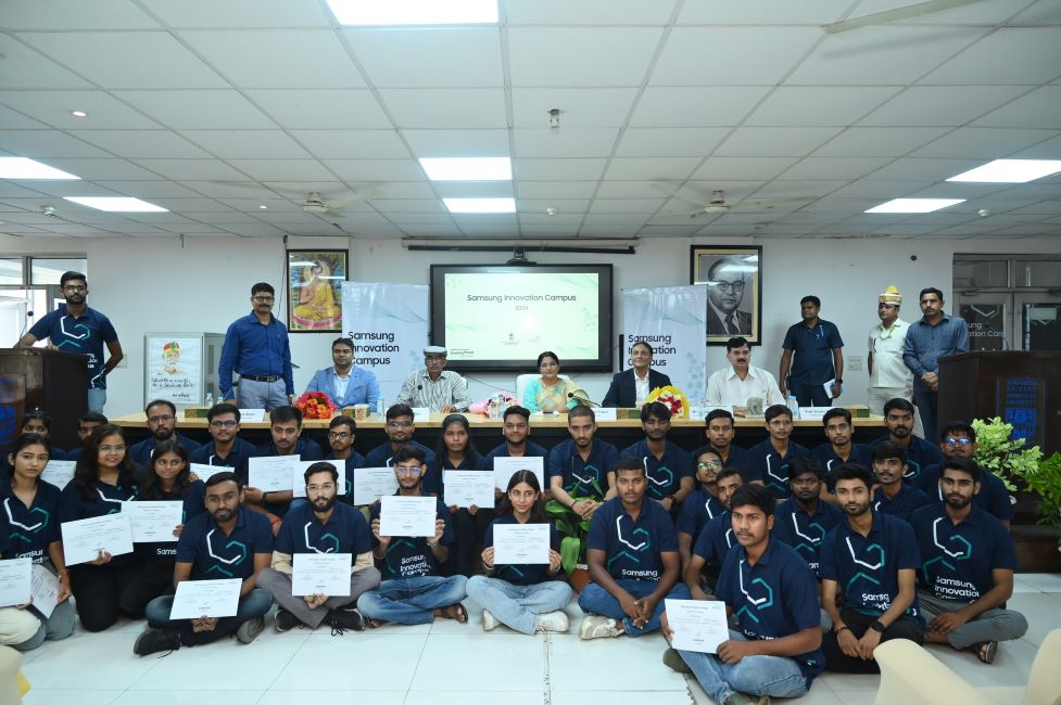 450 Students Of Samsung Innovation Campus Certified In Future-Tech Skills At Babasaheb Bhimrao Ambedkar University